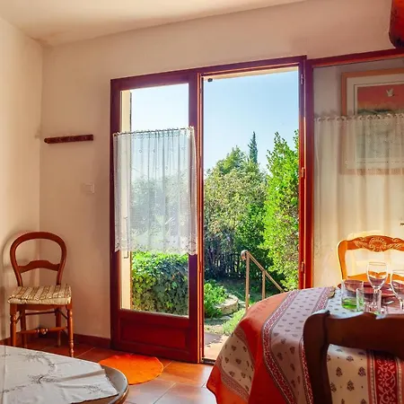 Holiday home Les Oiseaux